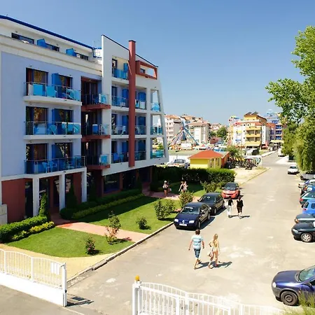 纳迪亚酒店 3* 普里莫尔斯科