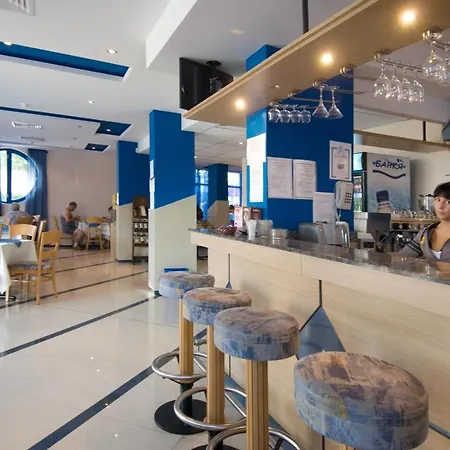 纳迪亚酒店 酒店